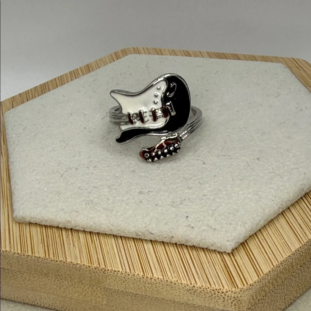 Rockin Guitar Ring Black and White Enamel Electric Guitar Ring Unisex Size 9